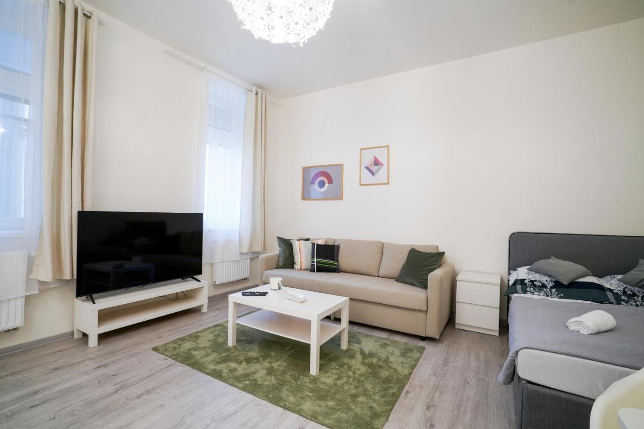 Lucy'S Apartments 2 올로모우츠 외부 사진
